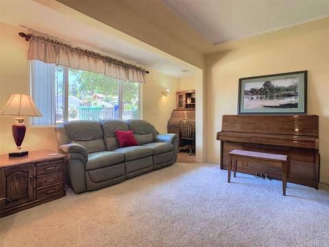 11848 Altadena Rd, Lakeside, CA 92040 photo 8