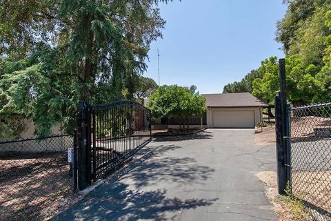 2860 N Victoria Dr, Alpine, CA 91901 photo 2