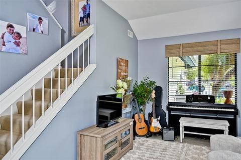 3045 Glenbrook St, Carlsbad, CA 92010 photo 12
