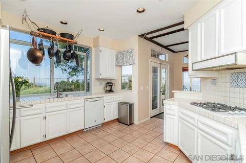 2187 Crest Vw, Escondido, CA 92026 photo 9