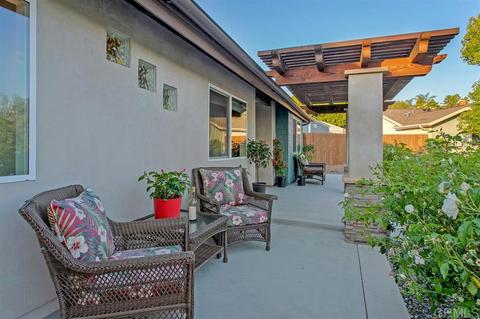198 Bryce Ln, Fallbrook, CA 92028 photo 3