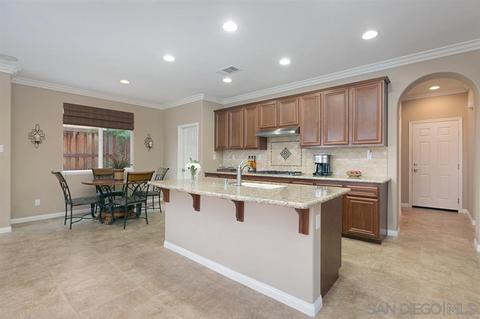 1159 Vista Pointe Blvd, Oceanside, CA 92057 photo 9
