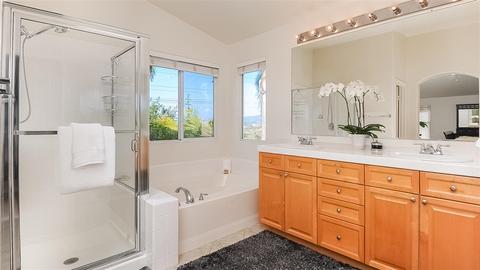 1592 Sapphire Dr, Carlsbad, CA 92011 photo 17