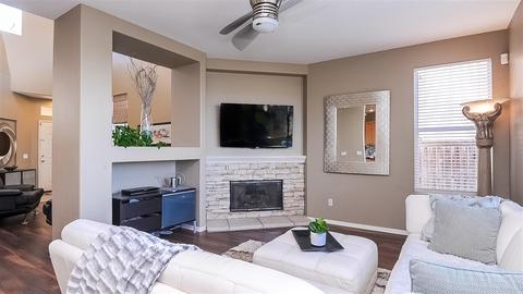 1592 Sapphire Dr, Carlsbad, CA 92011 photo 3