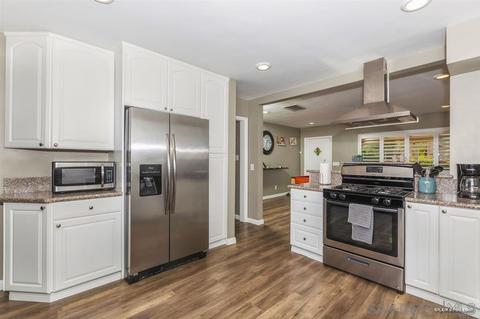 252 E 15th Ave, Escondido, CA 92025 photo 3