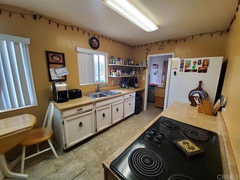 266 Sawday St, Ramona, CA 92065 photo 2