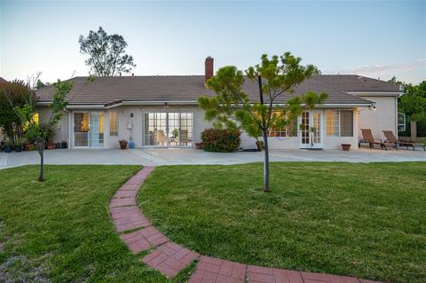 1066 Countryside Dr, Walnut, CA 91789 photo 17