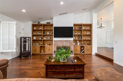 1066 Countryside Dr, Walnut, CA 91789 photo 5