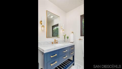 1006 Newkirk Dr, La Jolla, CA 92037 photo 24