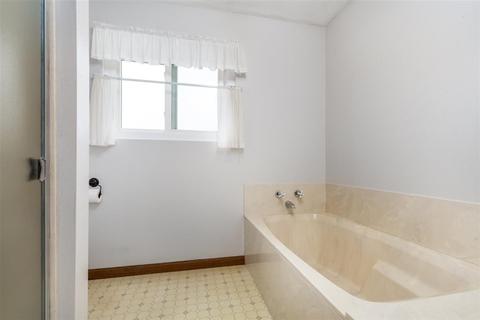 1050 Morro Rd, Fallbrook, CA 92028 photo 14