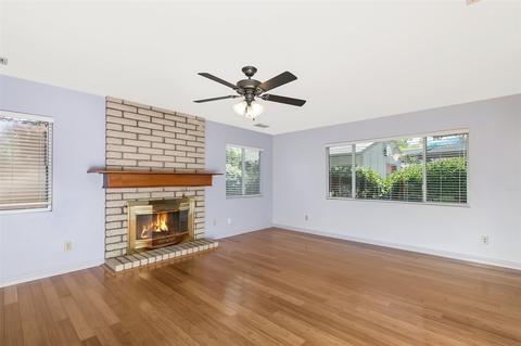 1686 Lone Oak Rd, Vista, CA 92084 photo 4