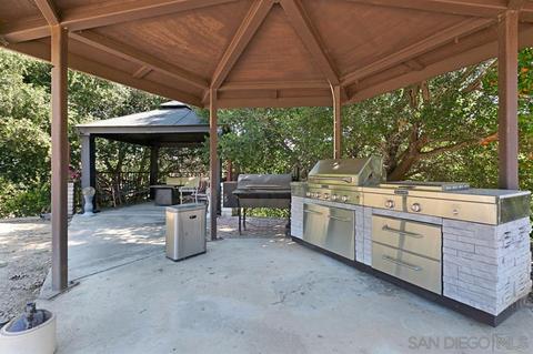 30502 Lilac Rd, Valley Center, CA 92082 photo 4