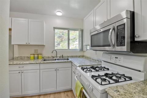 1729 Havenwood Dr, Oceanside, CA 92056 photo 12