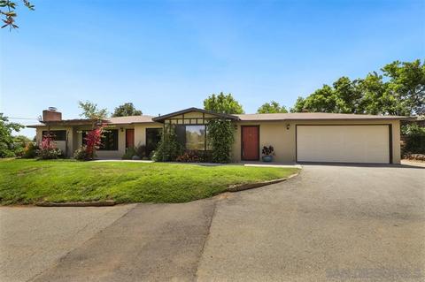 1620 Hillcrest Ln, Fallbrook, CA 92028 photo 1