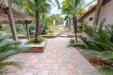 1038 Via Contenta, Escondido, CA 92029 photo 4