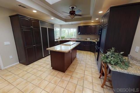 1038 Via Contenta, Escondido, CA 92029 photo 6