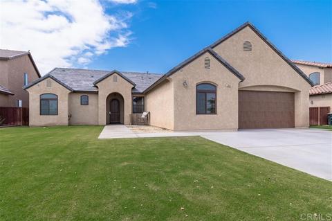 2033 Chaparral, El Centro, CA 92243 photo 1