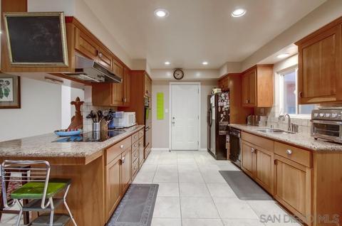10505 Challenge Blvd, La Mesa, CA 91941 photo 6