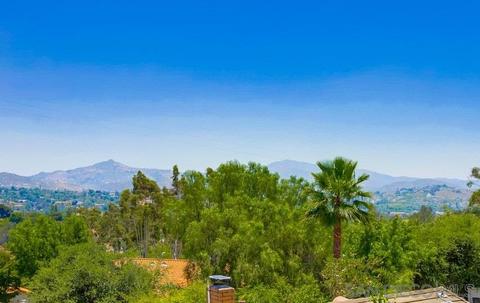 210 Cranston Crst, Escondido, CA 92025 photo 4