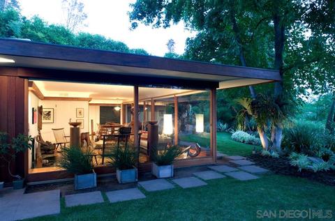 9830 Edgelake Dr, La Mesa, CA 91941 photo 5