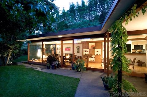 9830 Edgelake Dr, La Mesa, CA 91941 photo 1