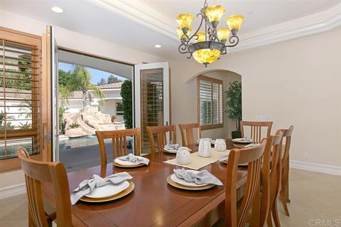 675 Rolling Hills Rd, Vista, CA 92081 photo 6