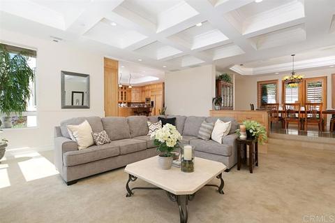 675 Rolling Hills Rd, Vista, CA 92081 photo 5