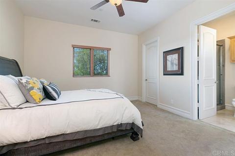 675 Rolling Hills Rd, Vista, CA 92081 photo 9