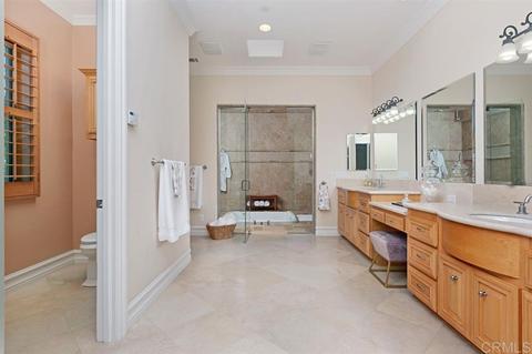 675 Rolling Hills Rd, Vista, CA 92081 photo 15