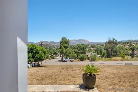 8116 Amelia Dr, El Cajon, CA 92021 photo 5