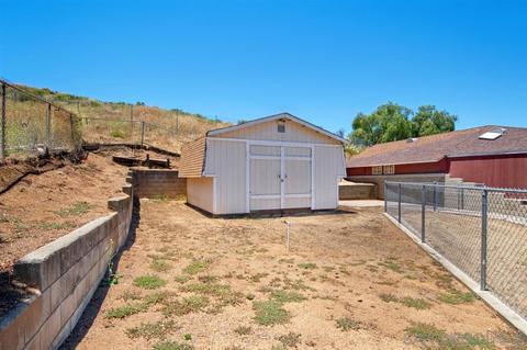 8116 Amelia Dr, El Cajon, CA 92021 photo 21