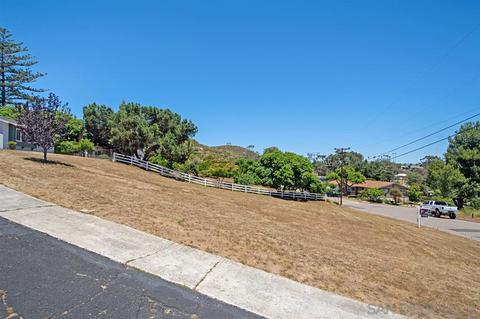 8116 Amelia Dr, El Cajon, CA 92021 photo 22