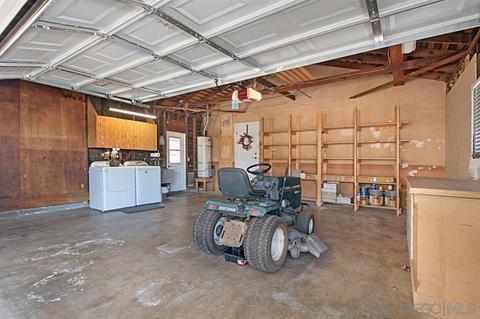 8116 Amelia Dr, El Cajon, CA 92021 photo 19