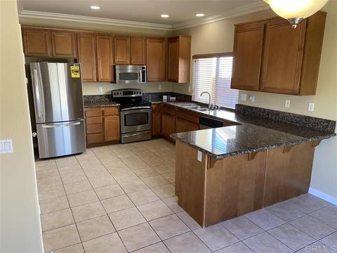 12715 Oak Knoll Rd, Poway, CA 92064 photo 3
