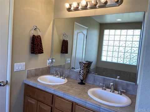 12715 Oak Knoll Rd, Poway, CA 92064 photo 10