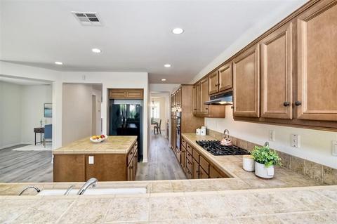 1145 Parkview Dr, Oceanside, CA 92057 photo 9