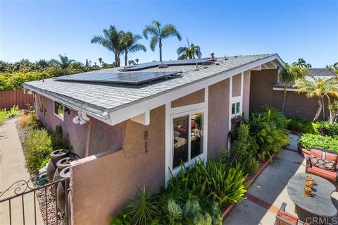 1633 Downs St, Oceanside, CA 92054 photo 2