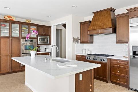 7063 Rose Dr, Carlsbad, CA 92011 photo 8