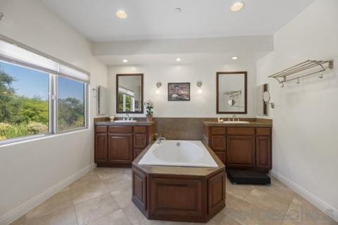 2336 Gum Tree Ln, Fallbrook, CA 92028 photo 13