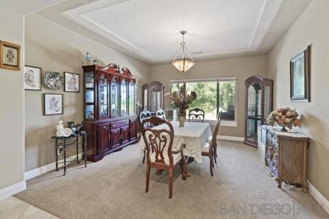 2336 Gum Tree Ln, Fallbrook, CA 92028 photo 3