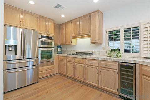 1529 Caminito Solidago, La Jolla, CA 92037 photo 7