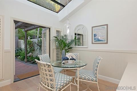 1529 Caminito Solidago, La Jolla, CA 92037 photo 9