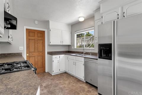 2501 Sarbonne Dr, Oceanside, CA 92054 photo 6