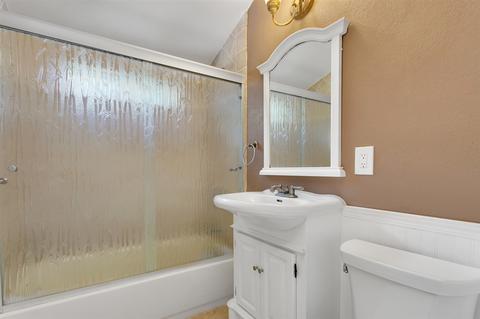 2501 Sarbonne Dr, Oceanside, CA 92054 photo 12