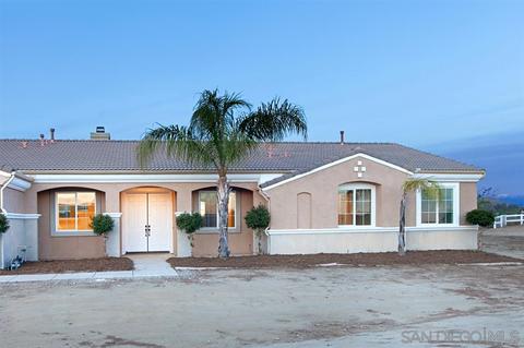 17572 Baluchi, Perris, CA 92570 photo 4