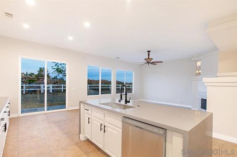17572 Baluchi, Perris, CA 92570 photo 7