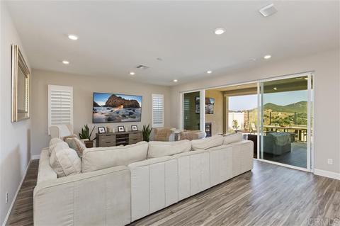3064 Heirloom Pl, Escondido, CA 92029 photo 9