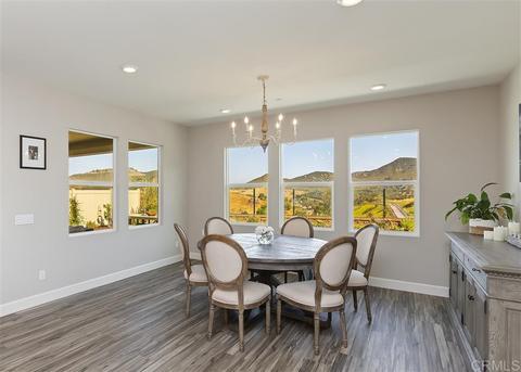 3064 Heirloom Pl, Escondido, CA 92029 photo 8