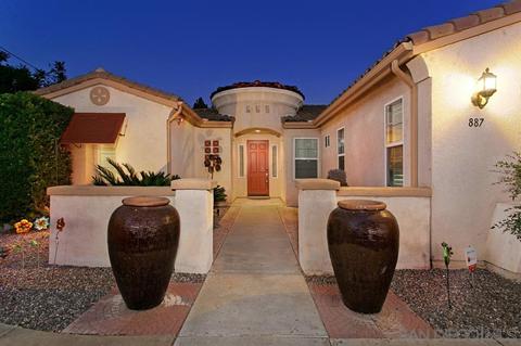 887 Hillcrest Ter, Fallbrook, CA 92028 photo 3
