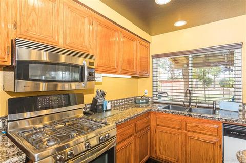 31976 Corte La Puenta, Temecula, CA 92592 photo 7